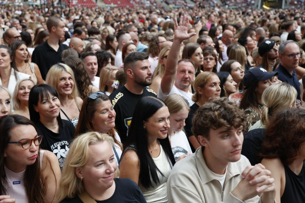 Koncert Jennifer Lopez w Warszawie (25.07.2025) - część druga. Organizatorem koncertu jest Prestige MJM