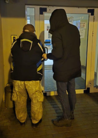 Fałszywy alarm bombowy w hotelu. 48-latka poniosły nerwy. Wkurzył się w galerii handlowej!