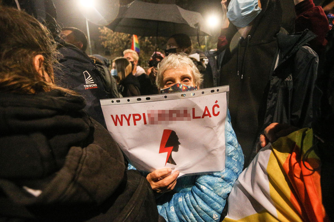 Nocne protesty pod domem Jarosława Kaczyńskiego