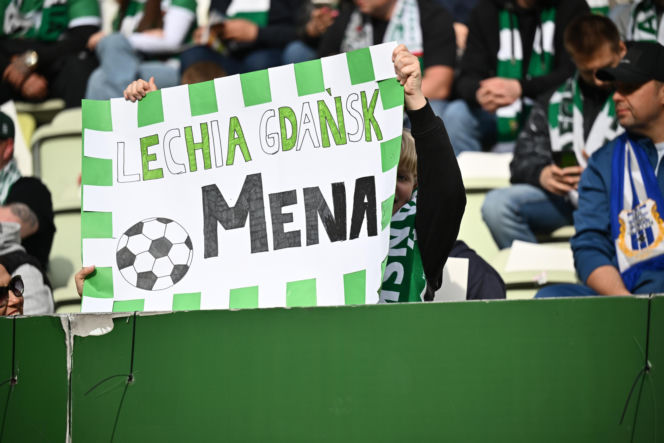 Lechia Gdańsk - Legia Warszawa: Zdjęcia kibiców z meczu 33. kolejki PKO BP Ekstraklasy