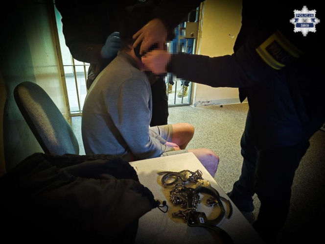 Zabił ukochaną dwoma nożami