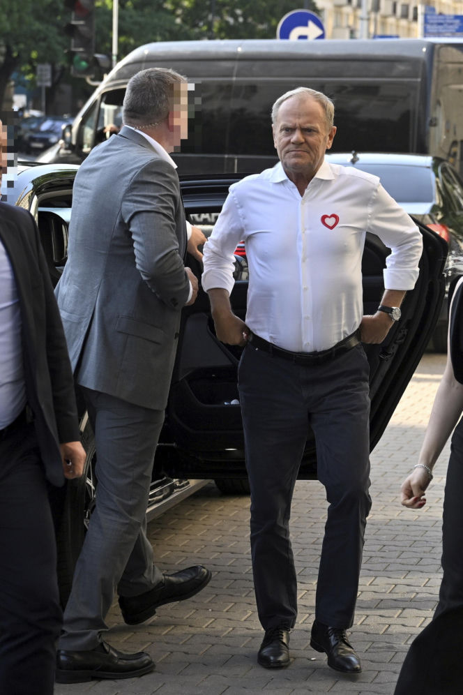 Tusk wezwał na dywanik KO