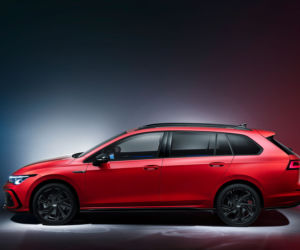 (2021) Volkswagen Golf Variant R Line