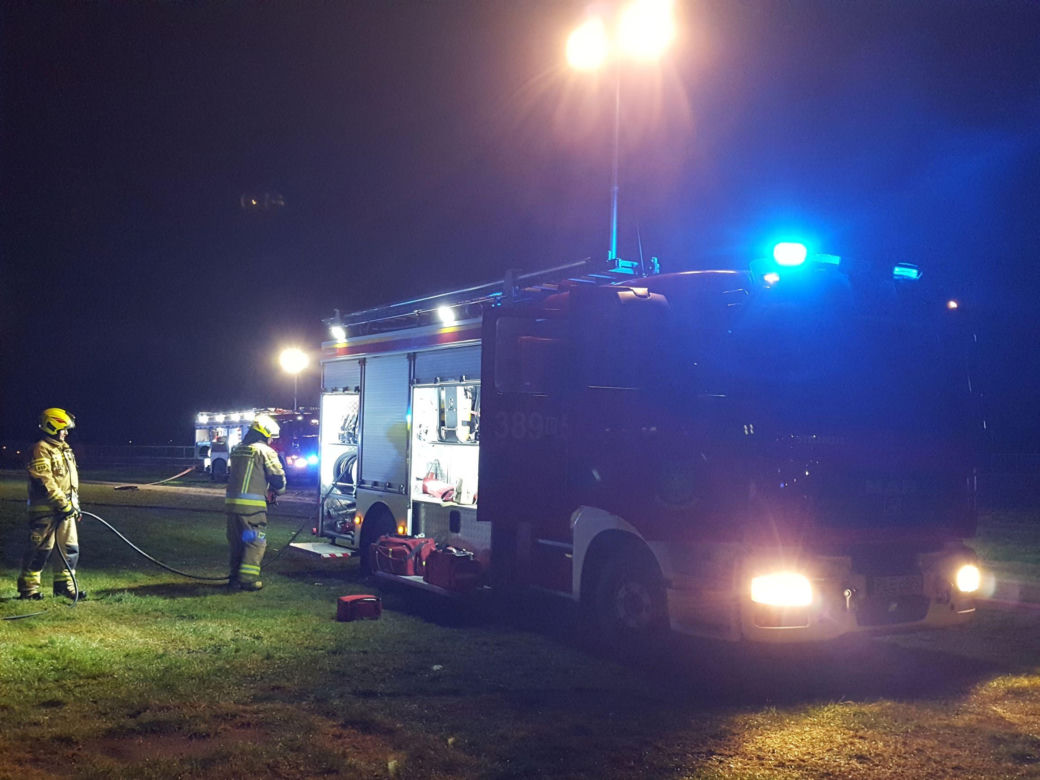 Samolot wbił się w strefę dla publiczności. Ćwiczenia służb na lotnisku w Lesznie