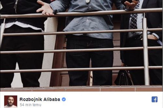 Popek uniewinnienie