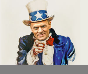 Tak w Polsce rosną pensje urzędasów