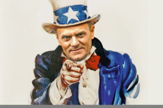 Tak w Polsce rosną pensje urzędasów