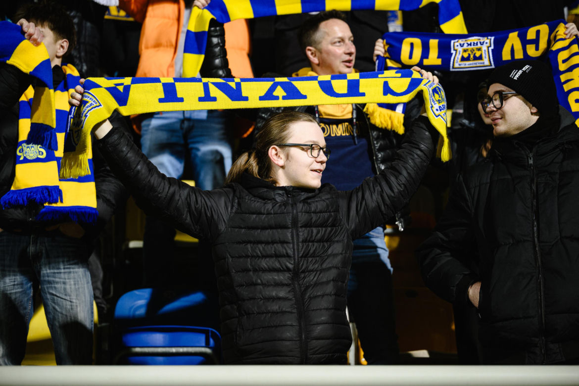 Arka Gdynia - Lechia Gdańsk: Zdjęcia kibiców z derbów Trójmiasta w ramach 23. kolejki PKO BP Ekstraklasy
