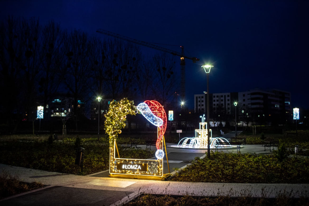 Finał „Świeć się z Energą”. Świąteczne iluminacje w Łomży [ZDJĘCIA]