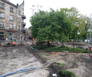 Apokalipsa na Al. Trzech Wieszczów. Rozkopane ulice, horror na drogach