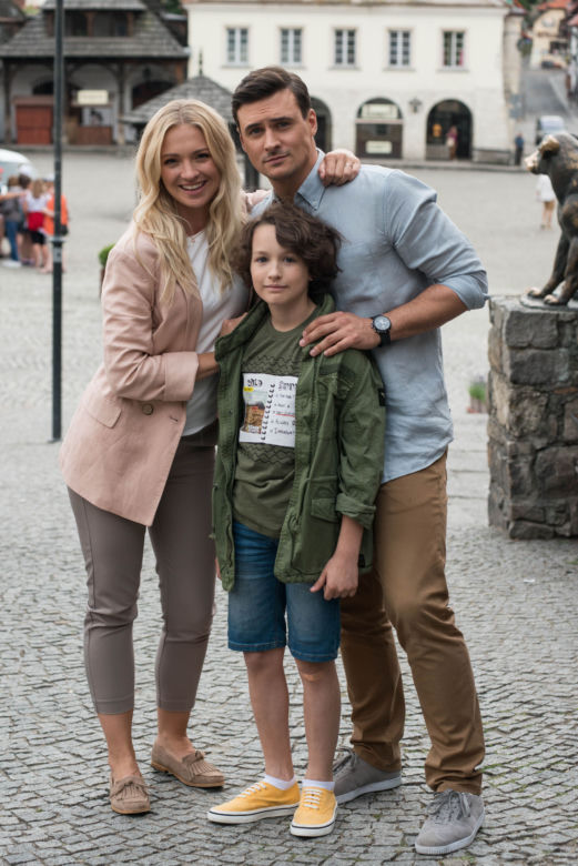 W rytmie serca 3 sezon odc. 30. Maria (Barbara Kurdej-Szatan), Adam (Mateusz Damięcki), Grześ (Borys Wiciński)