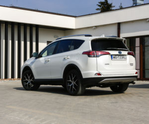 Toyota RAV4 Hybrid E-Four