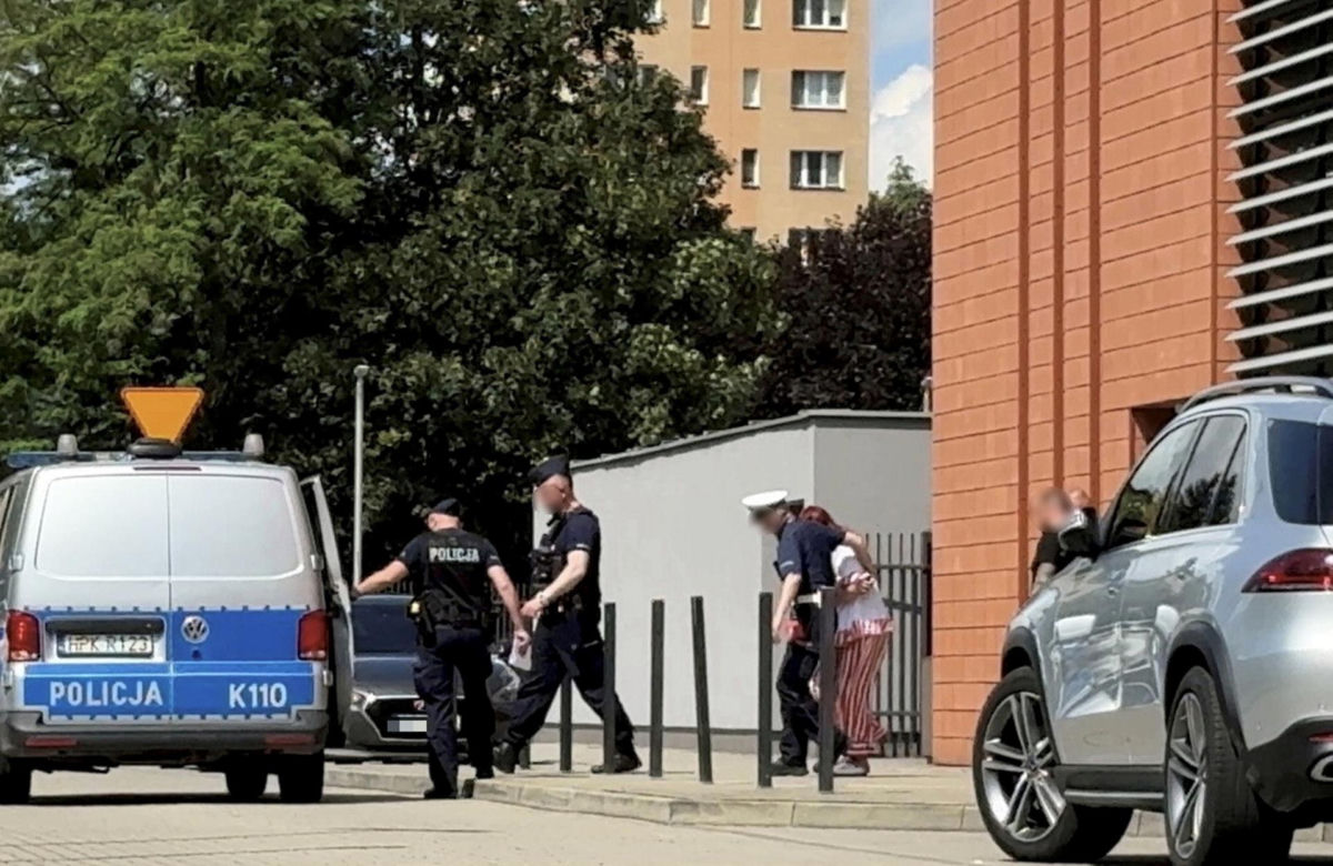 Lutoryż. Magdalena H.  zakopywała w ogródku pod domem ludzkie płody