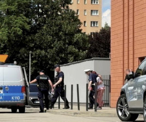 Lutoryż. Magdalena H.  zakopywała w ogródku pod domem ludzkie płody
