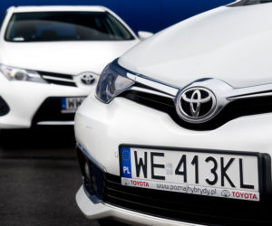 Toyota Auris Touring Sports lifting 2015