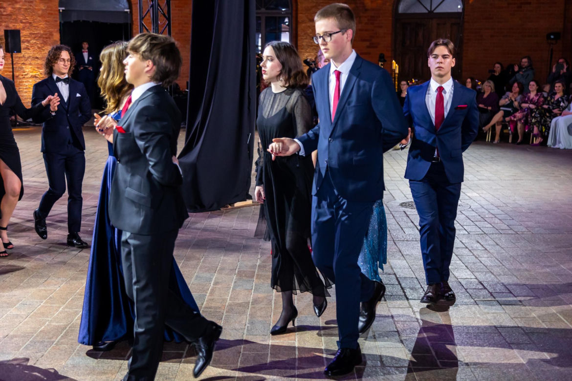 Studniówka IX LO im. Klementyny Hoffmanowej - zdjęcia
