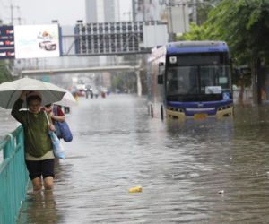Bangkok pod wodą! Ogłoszono stan klęski żywiołowej w całej stolicy