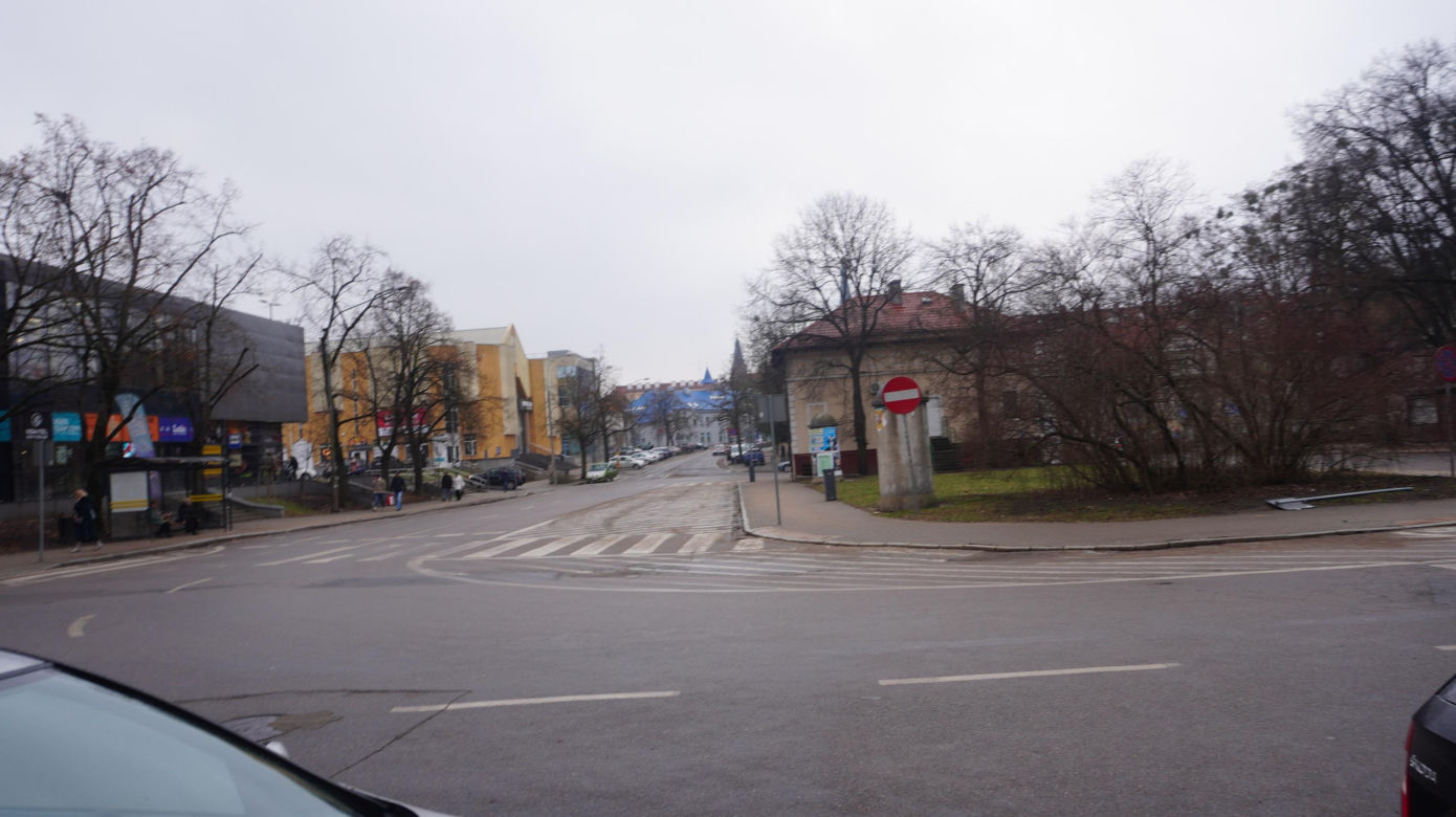 To jedyne prostokątne rondo w Europie. Znajduje się blisko centrum Olsztyna [ZDJĘCIA]