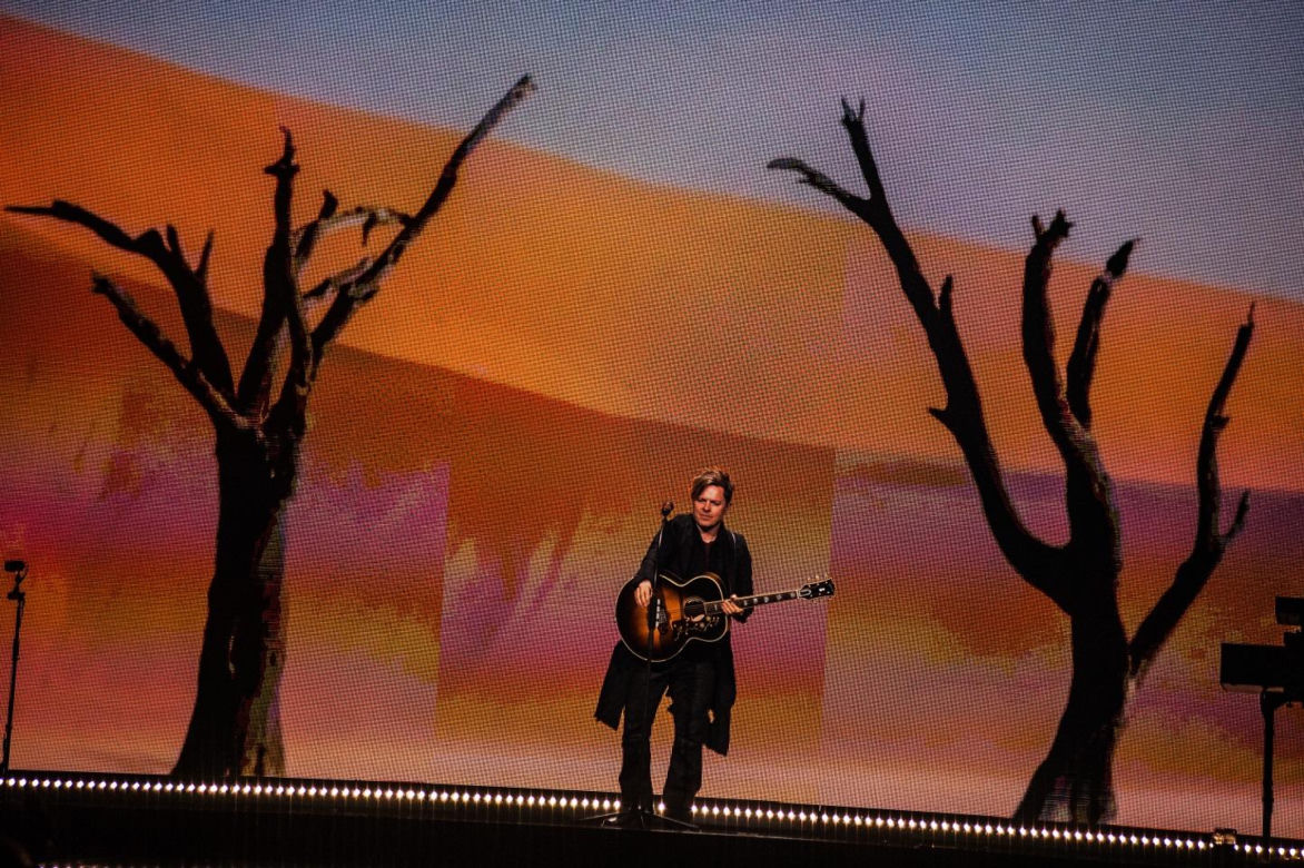 Michael Patrick Kelly „Traces Tour 2026” – trzy godziny intymnej muzycznej podróży w Warszawie [RELACJA]