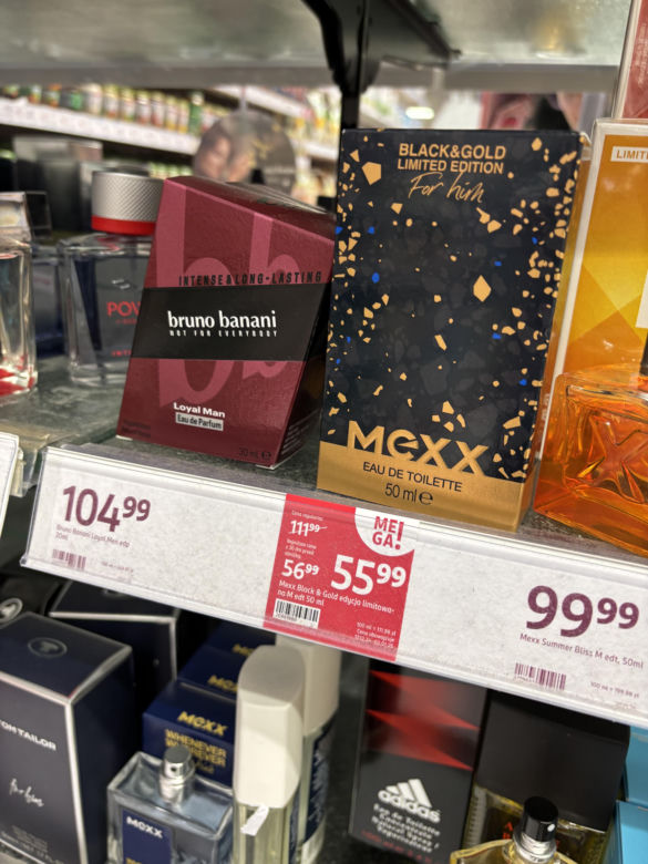 Wyprzedaż perfum w Rossmannie