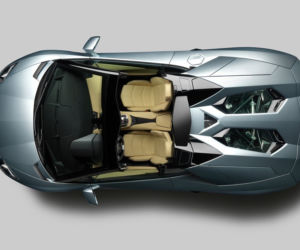 Lamborghini Aventador LP700-4 Roadster