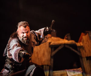 Hobbit w Teatrze Dramatycznym w Białymstoku. Białostocki teatr pozyskał prawa do wystawienia sztuki jako jedyny w Polsce i Europie [ZDJĘCIA]