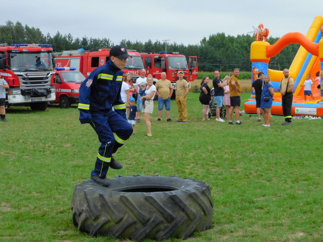 III Piknik Strażacki w Dąbrówce‑Stanach za nami