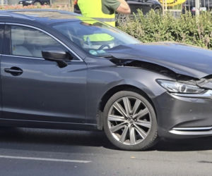 Auto TV Republika przewróciło się w centrum Warszawy. W środku był poseł PiS i znany dziennikarz