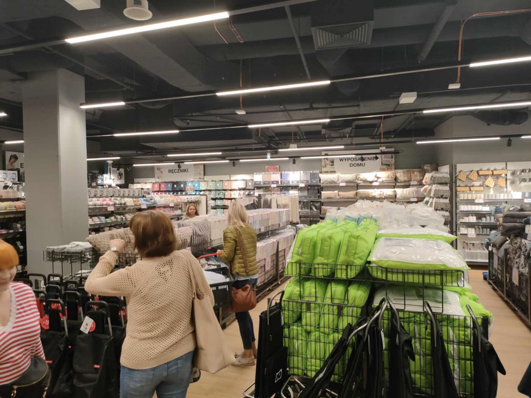 Wielkie otwarcie Woolworth w Galerii Łódzkiej! Już na początku pojawiło się wielu klientów