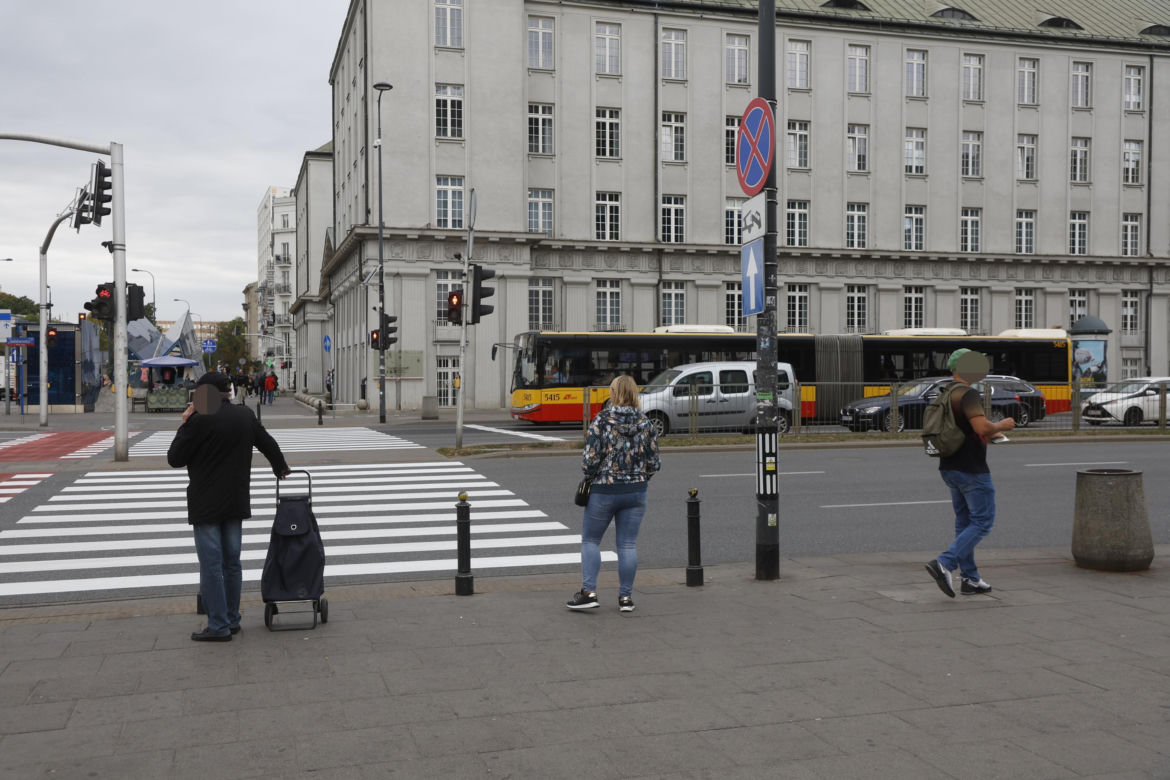 W Warszawie zawyły syreny. Tak zareagowali mieszkańcy stolicy