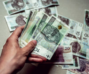 Nawet 26 tys. zł netto. Tak zarabiają specjaliści bez matury!