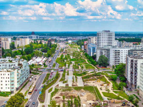 Prace w nowym parku w Warszawie coraz bliżej końca. Co szykują dla spacerowiczów?