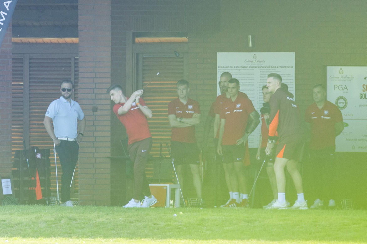 Biało-Czerwoni przed EURO integrowali się na polu golfowym
