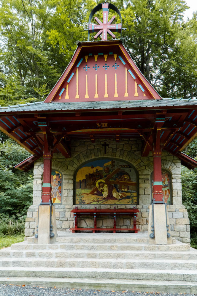 Stacje drogi krzyżowej proj. Dušana Jurkoviča