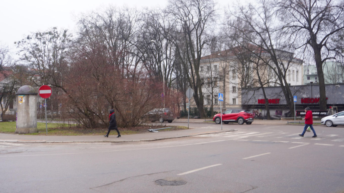 To jedyne prostokątne rondo w Europie. Znajduje się blisko centrum Olsztyna [ZDJĘCIA]
