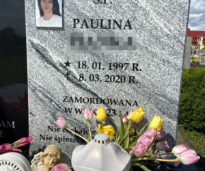 Morderca poćwiartował ciało 23-letniej Pauliny. Grób Pauliny P. (+23) na cmentarzu parafialnym w Nowogrodzie (woj. podlaskie).