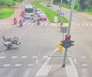 Niebezpieczny popis motocyklisty
