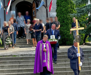 Damian spłonął w aucie