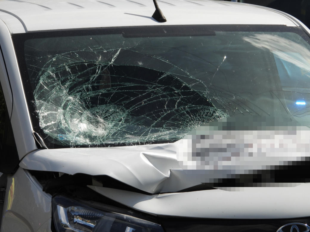Kierowca Toyoty wjechał w pieszych na Bielanach. Cztery osoby trafiły do szpitala