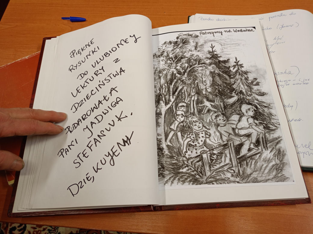 Sala Tradycji Starej Ósemki mieści się w Szkole Podstawowej nr 9 w Siedlcach