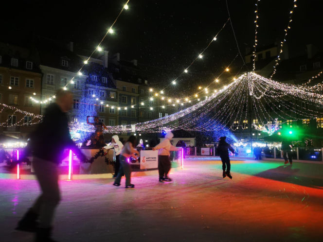 Lodowisko na Rynku Starego Miasta w Warszawie