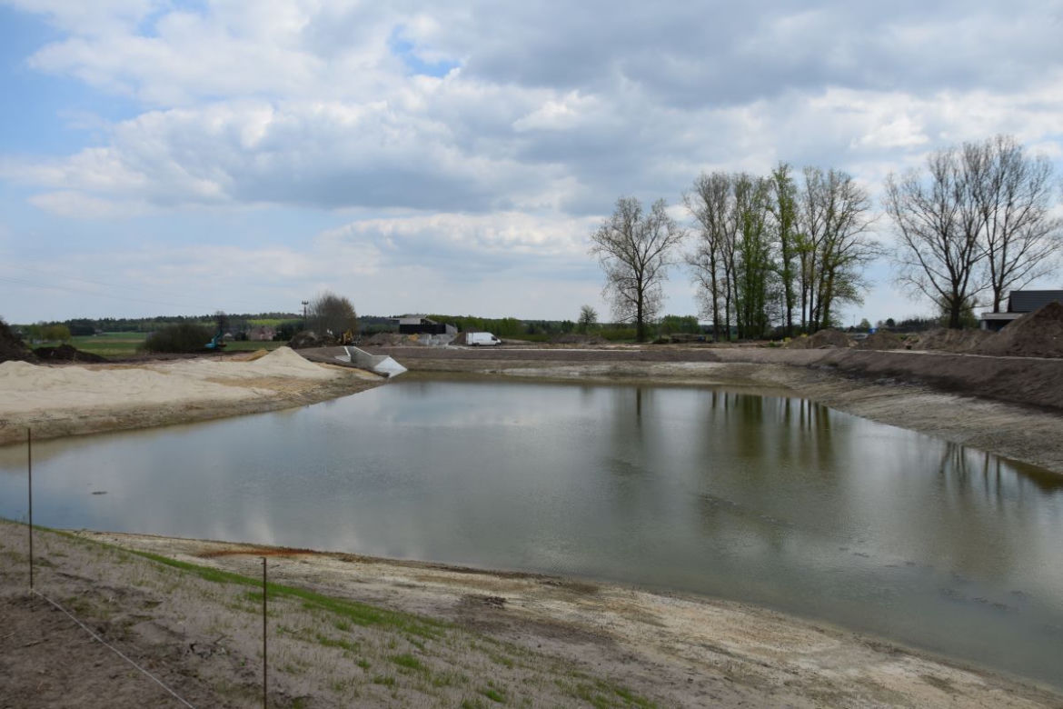 W Mircu też będą mieli dwa stawy, plażę i centrum rekreacyjne 