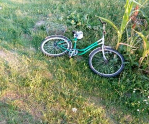 Bonów. Śmiertelny wypadek. Rowerzysta zderzył się z samochodem