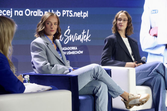 Iga i Agata Świątek na konferencji otwierającej kampanię Oral-B