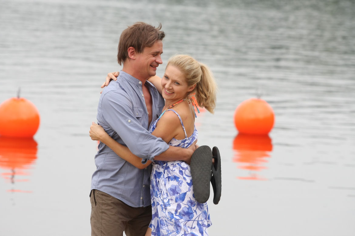 NA KRAWĘDZI odc. 8. Marta Sajno (Urszula Grabowska), Maciek (Piotr Grabowski)