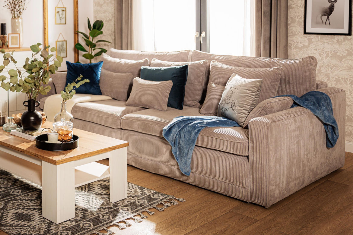 Sofa rozkładana. Modna sofa z funkcją spania