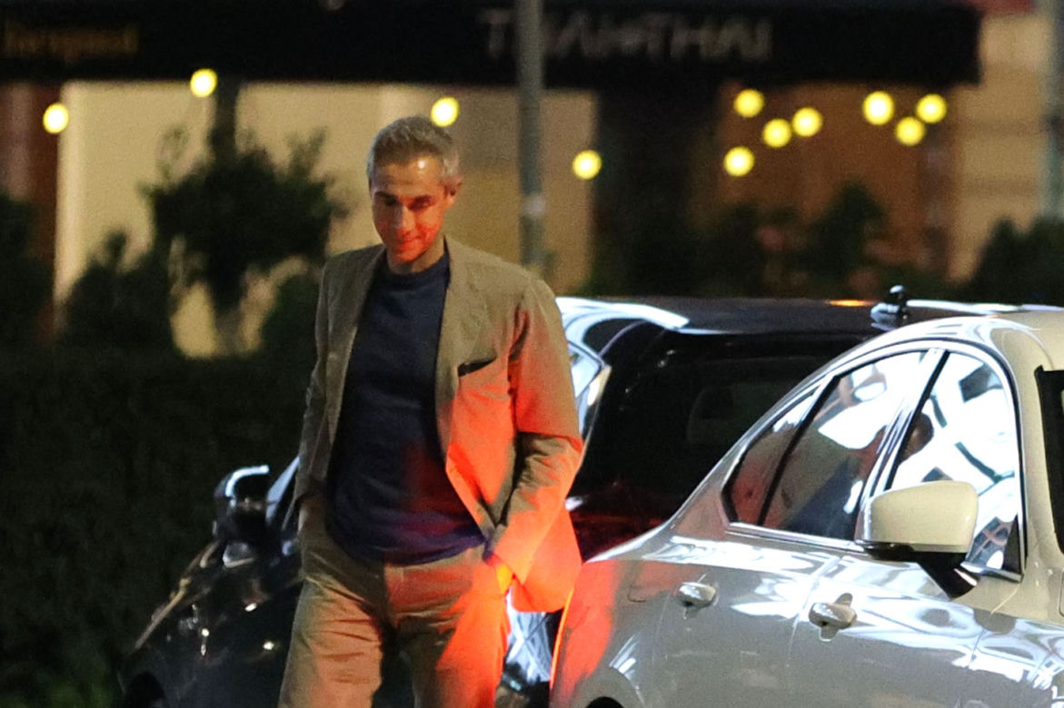 Paulo Sousa wożony Volvo S90