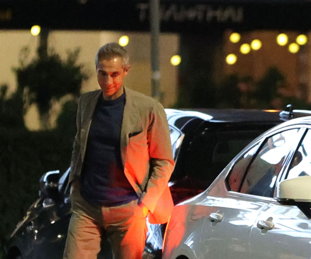 Paulo Sousa wożony Volvo S90