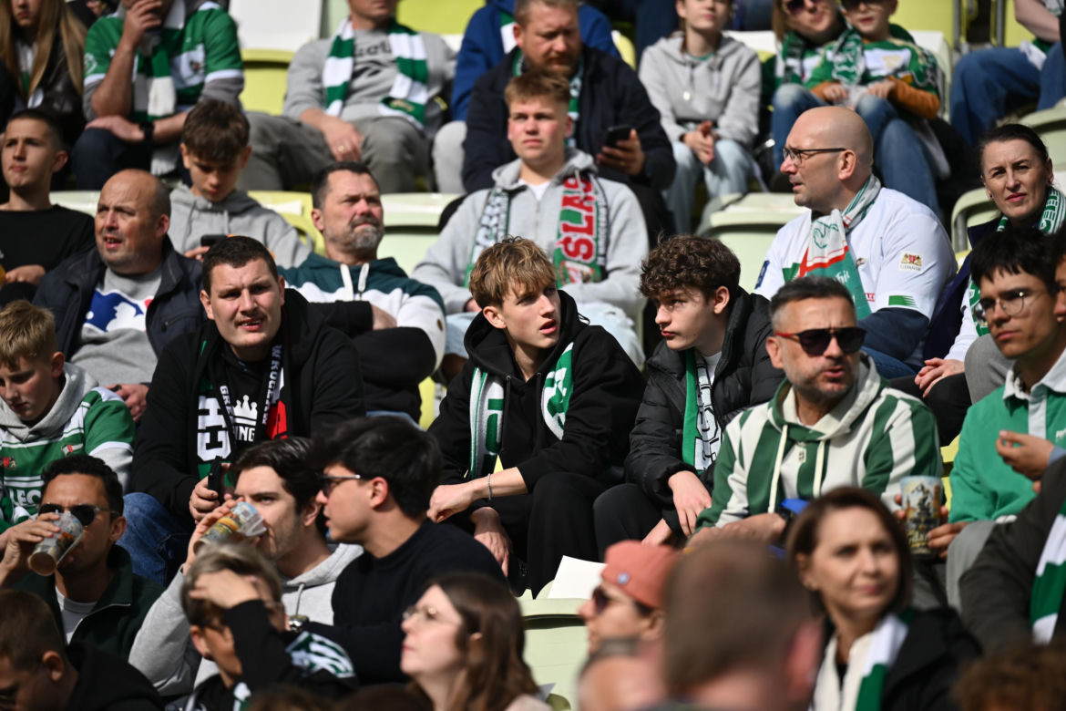Lechia Gdańsk - Legia Warszawa: Zdjęcia kibiców z meczu 33. kolejki PKO BP Ekstraklasy
