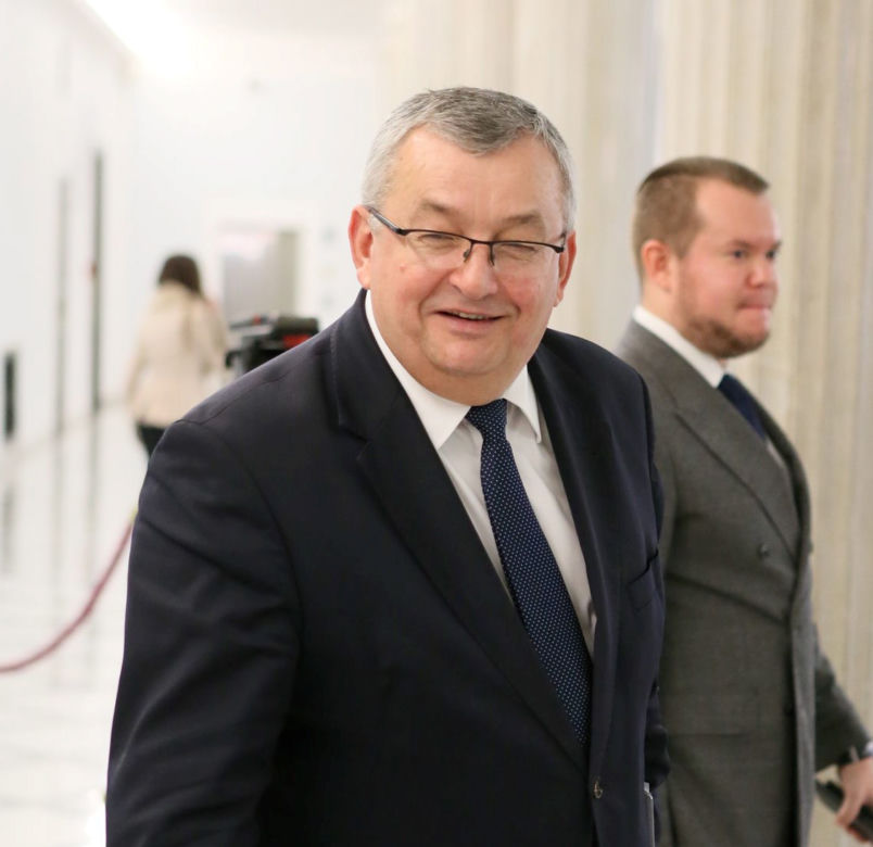 Ziobro i Gowin! Przeproście prezesa!